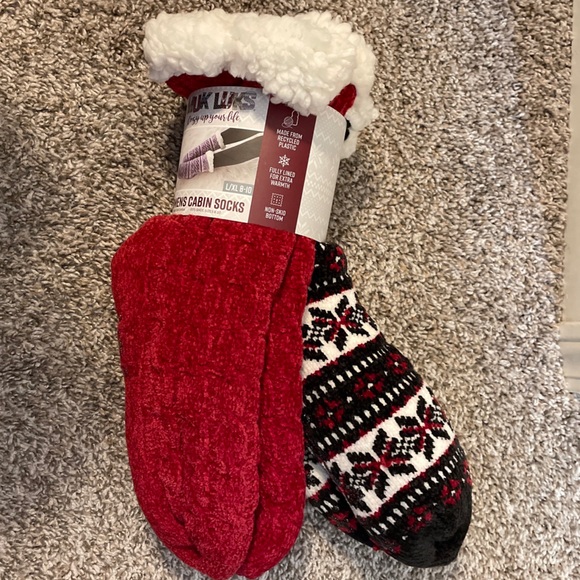 Muk Luks Womens 2pr Sherpa Cabin Socks Red Snowflake Slippers - Picture 1 of 9